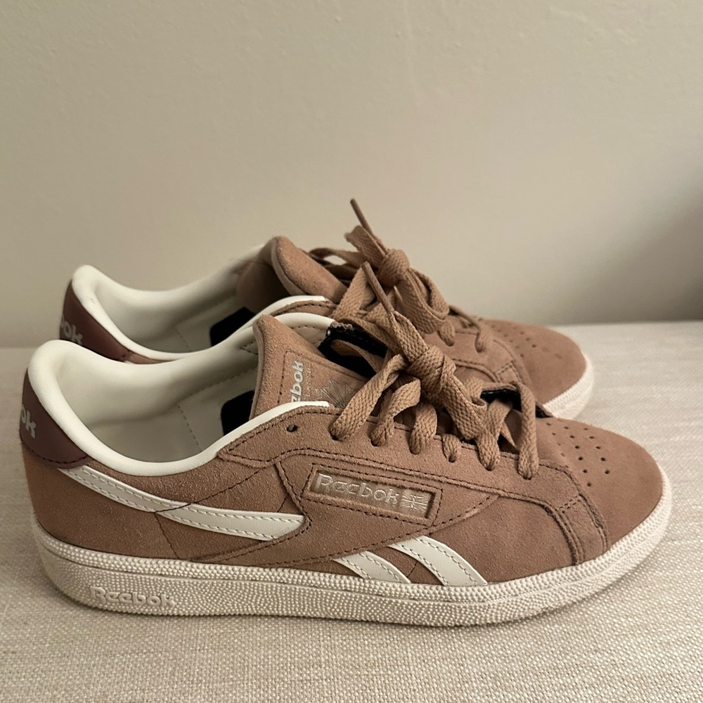 Reebok Club C Grounds Sneakers 6.5 - Picture 2 of 6